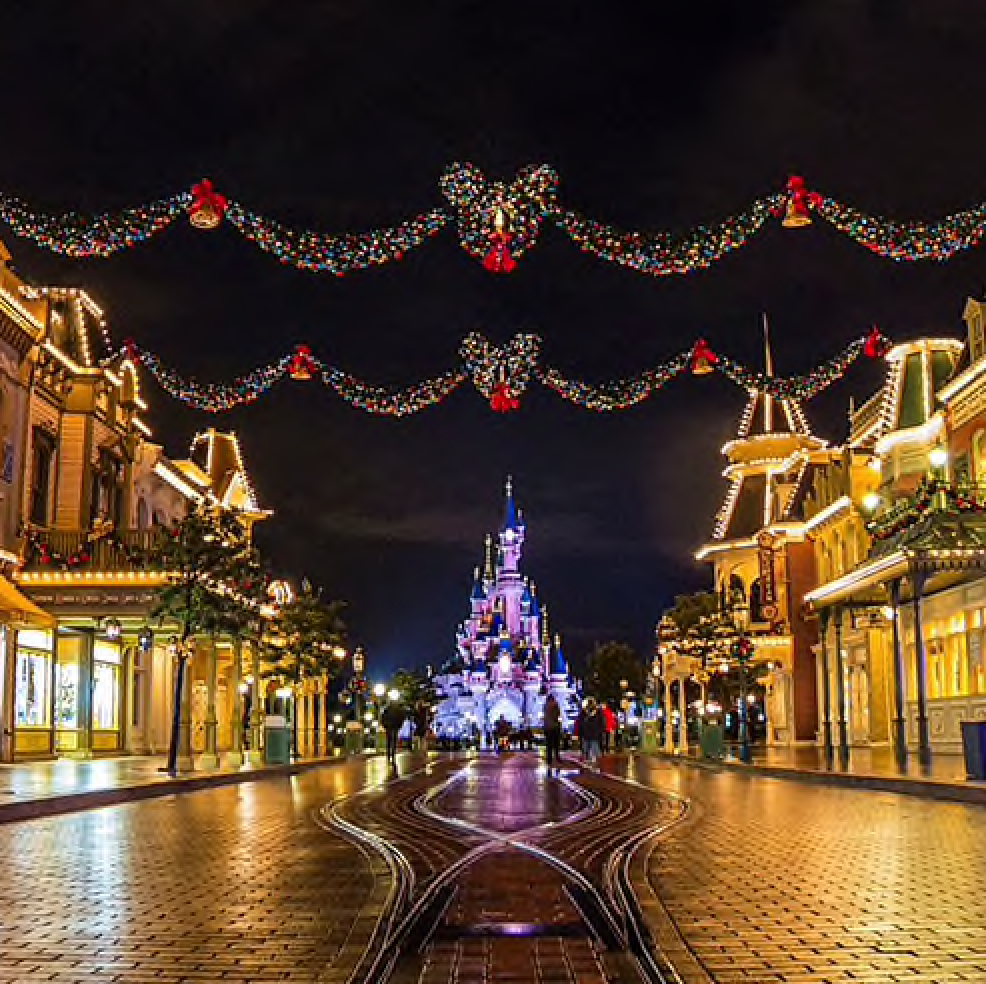 Disneyland-Paris-Christmas