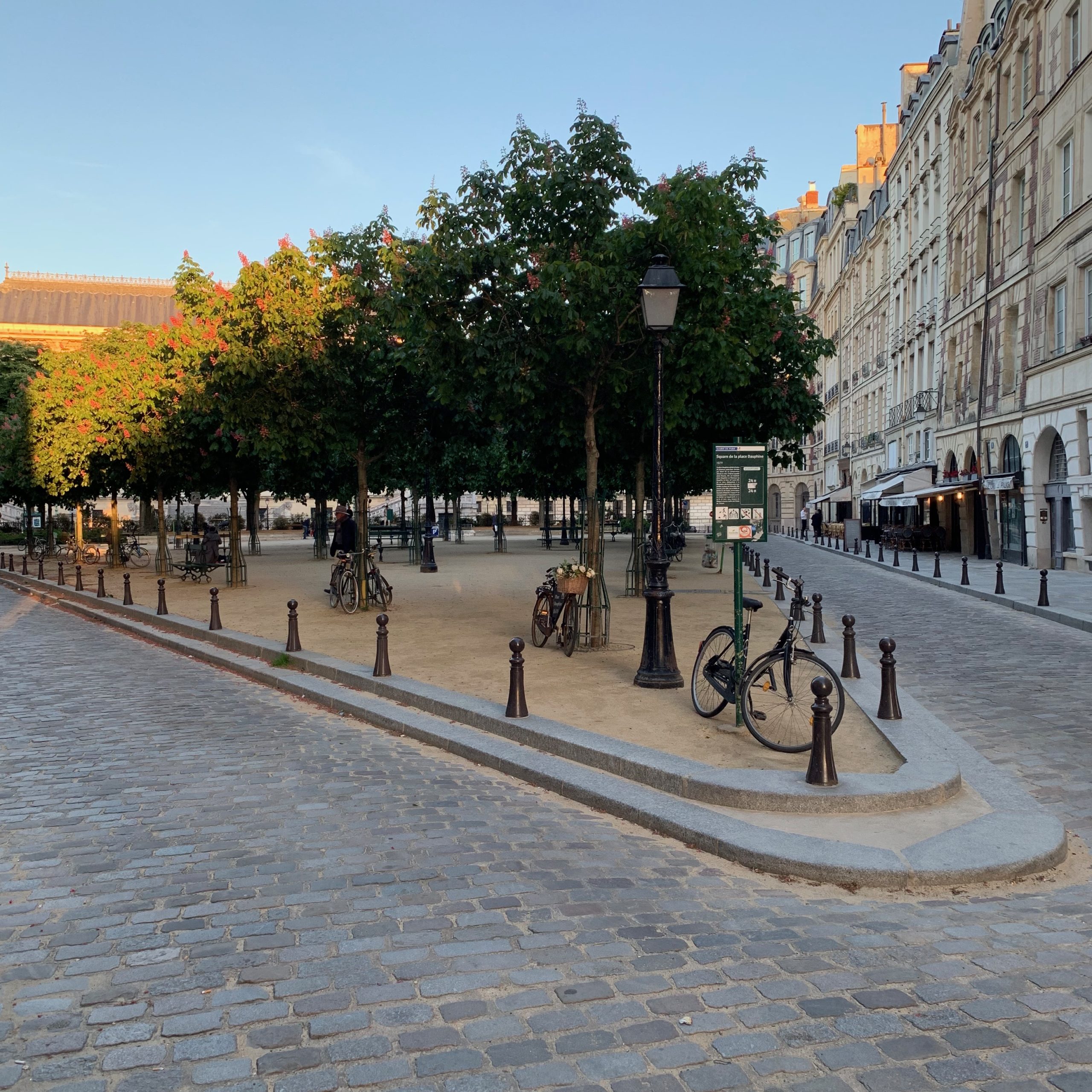 Place-Dauphine