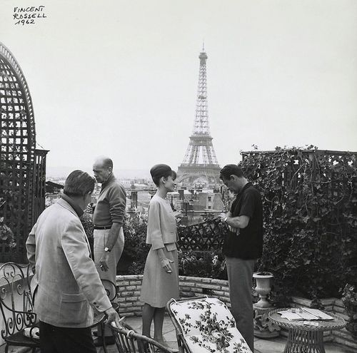 Audrey-Hepburn-Hotel-Raphael-1962