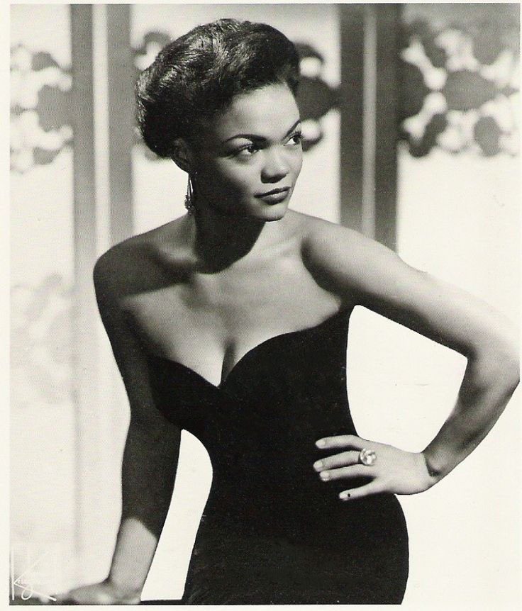 Eartha-Kitt-1953