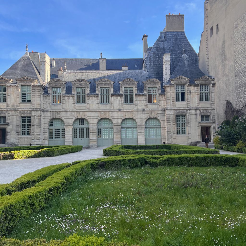 Place des Vosges Day