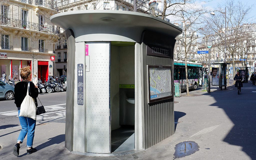 Paris public toilets